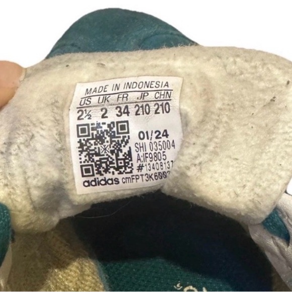 Adidas Gazelles - Teal Suede and White Leather - Picture 5 of 5